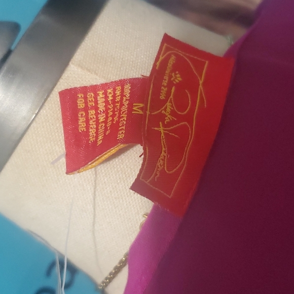 RR Top New with Tags 18 - Picture 5 of 7